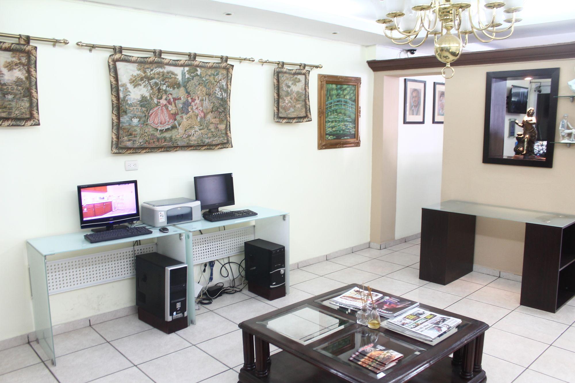 Hotel Rincon Real Suites Durango Extérieur photo