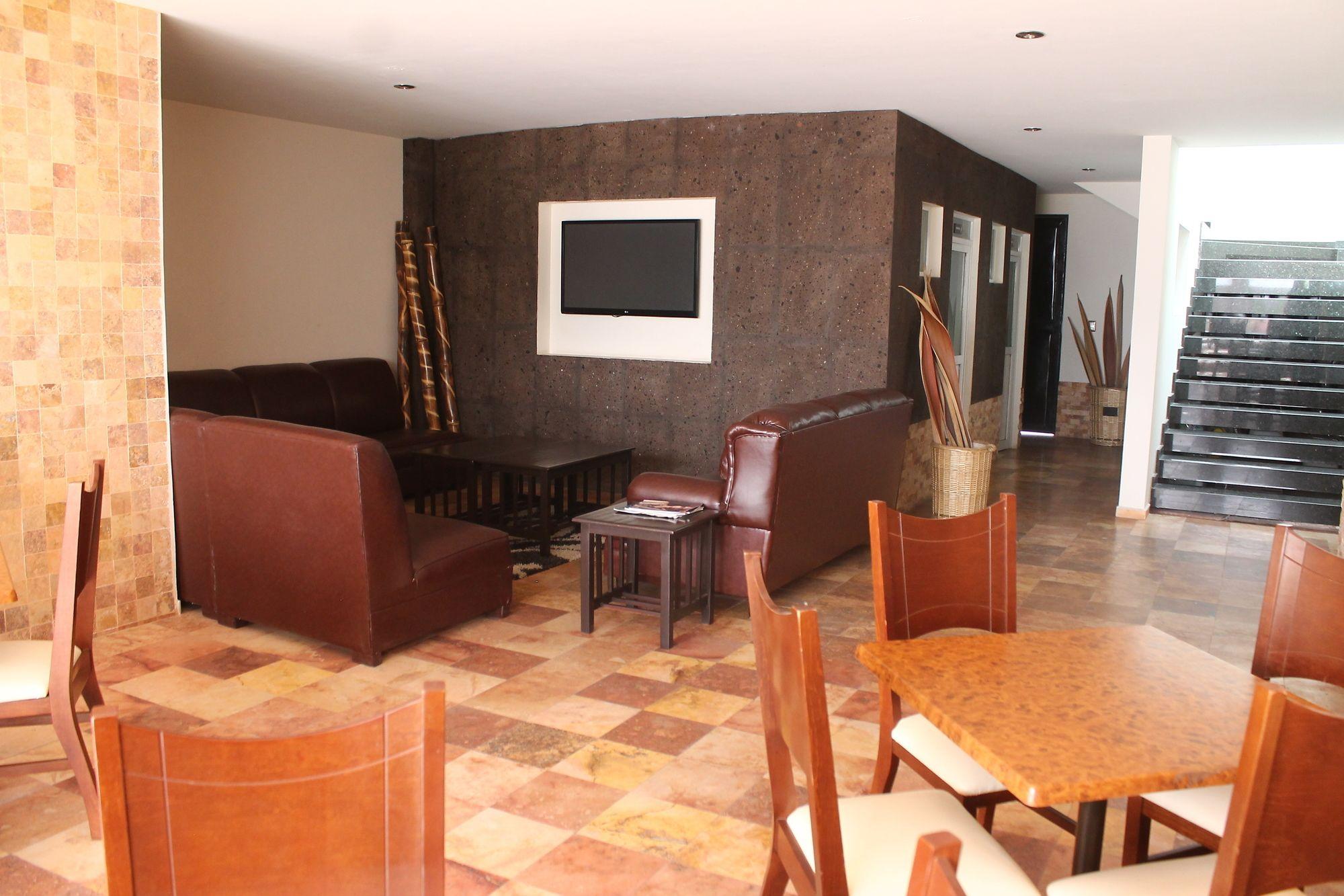 Hotel Rincon Real Suites Durango Extérieur photo