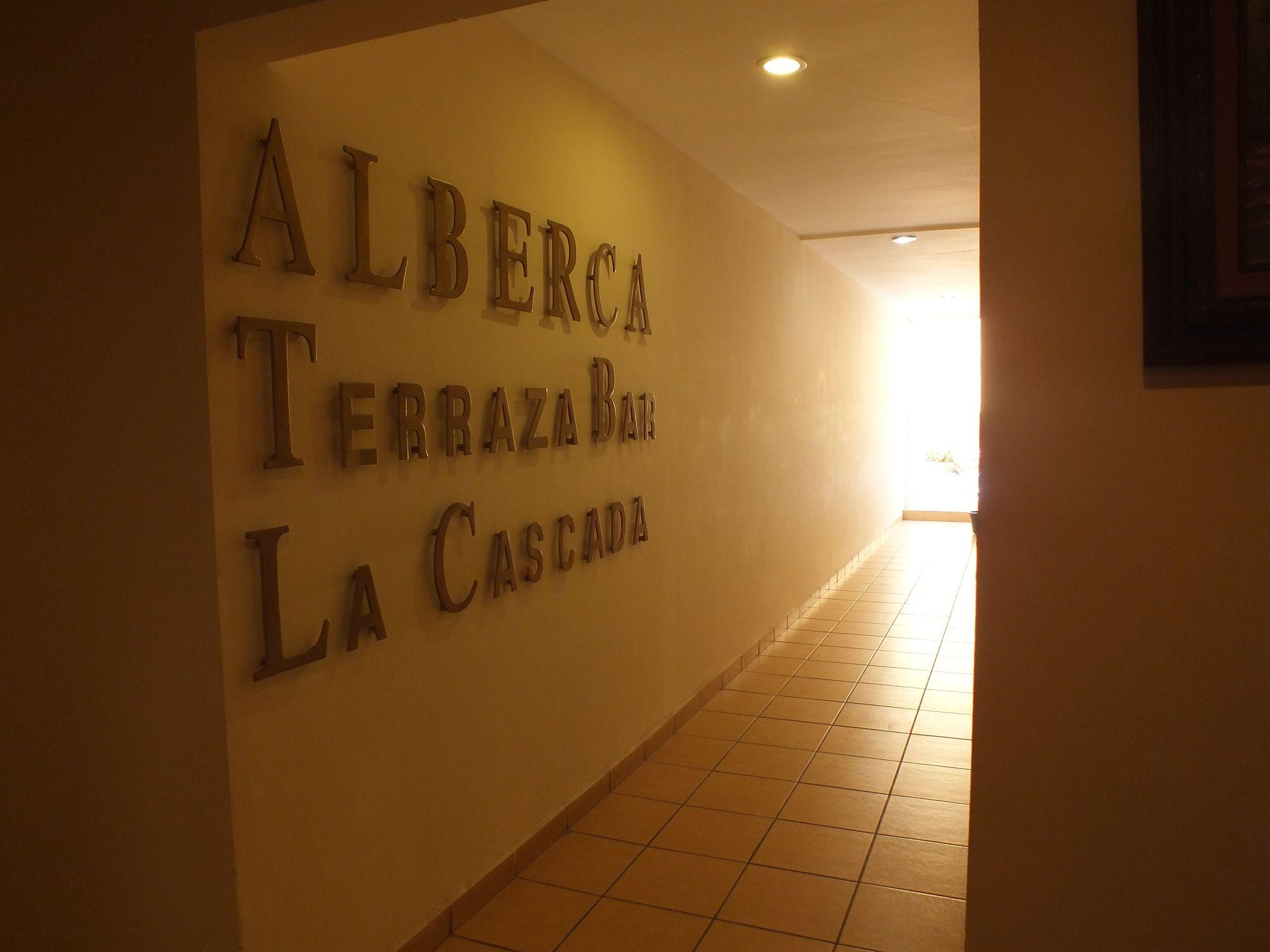 Hotel Rincon Real Suites Durango Extérieur photo