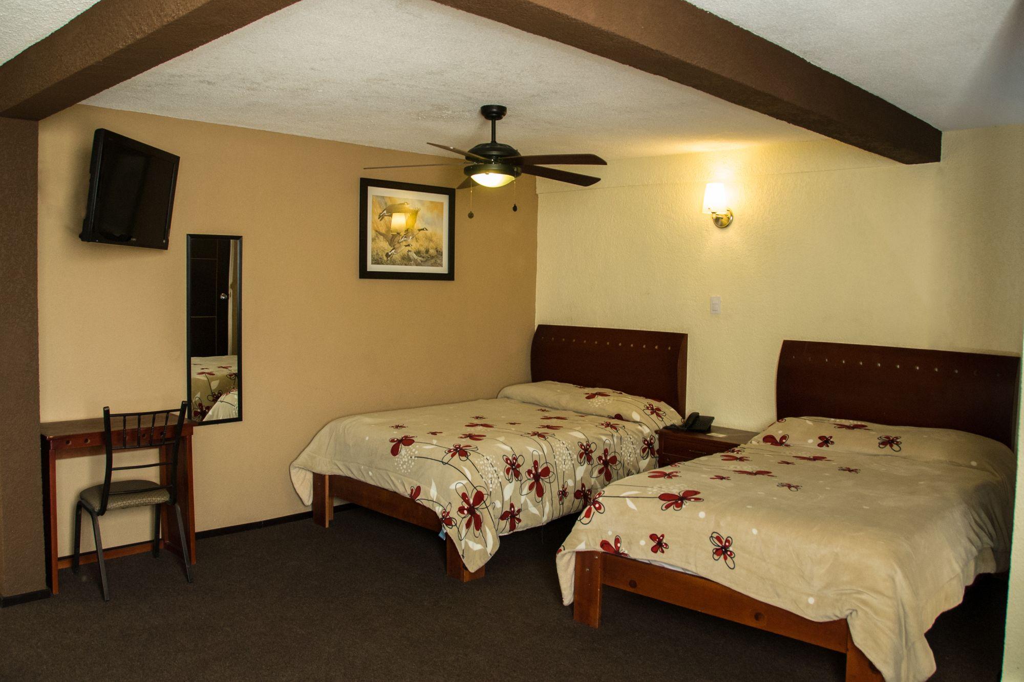 Hotel Rincon Real Suites Durango Extérieur photo