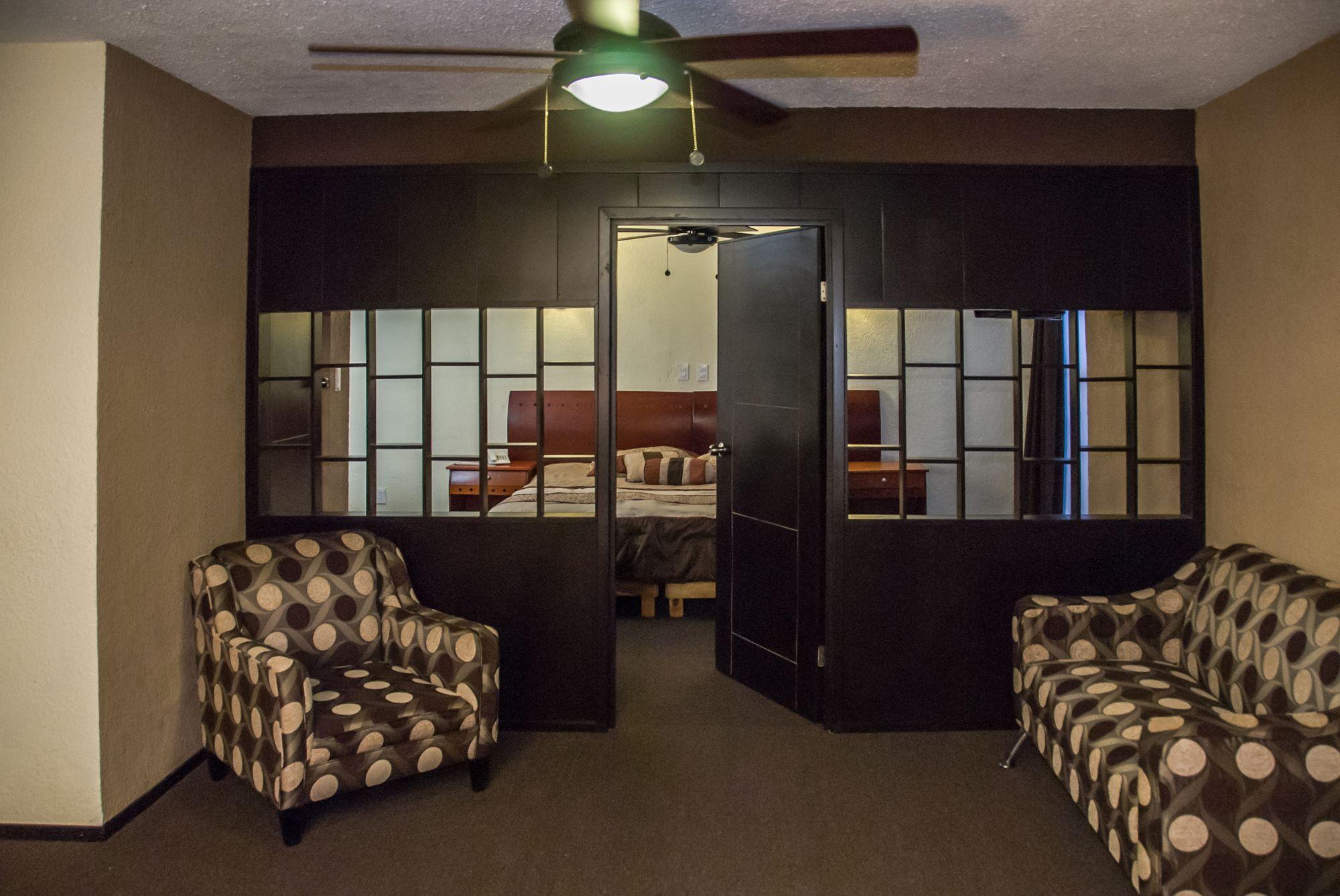Hotel Rincon Real Suites Durango Extérieur photo