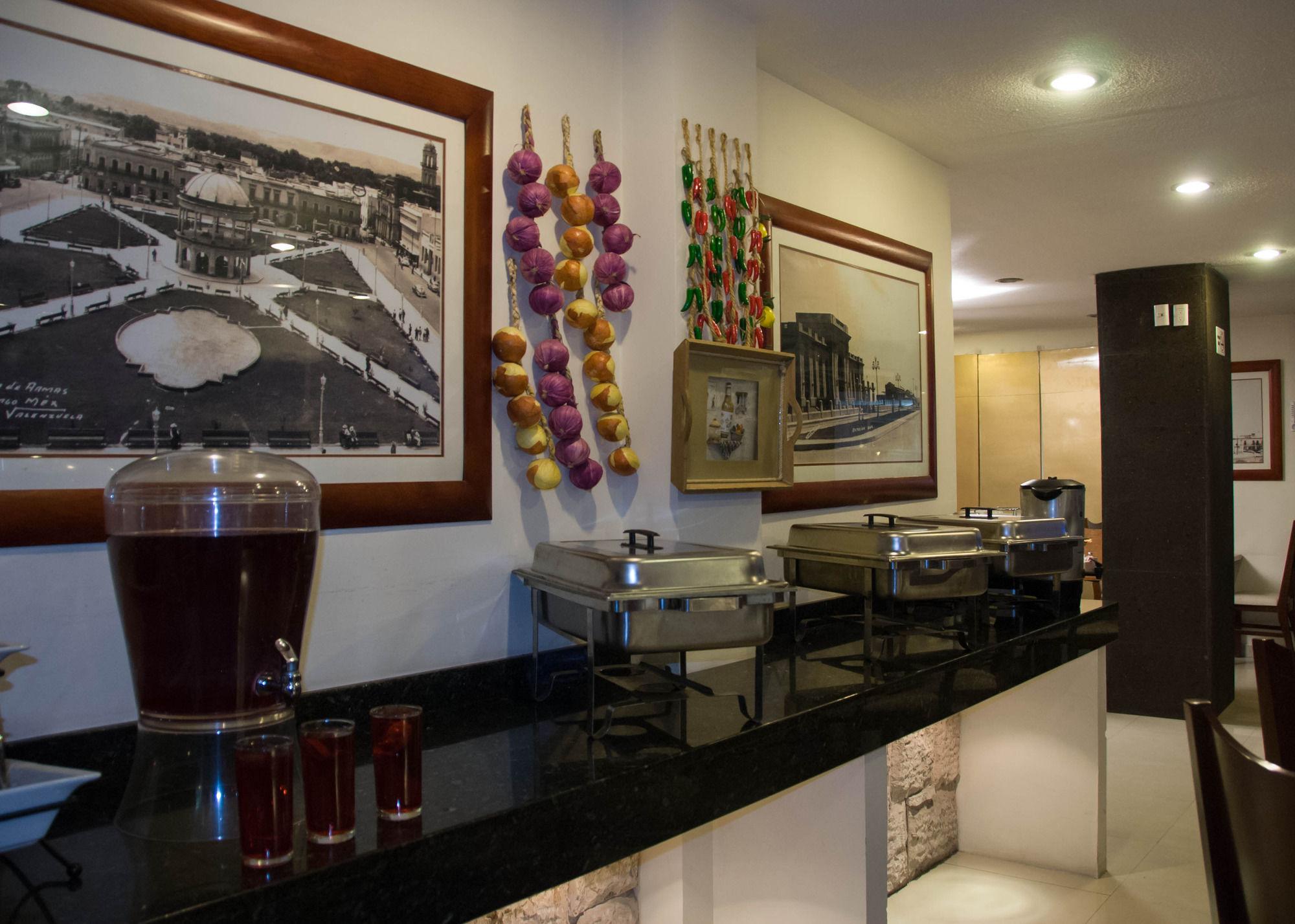 Hotel Rincon Real Suites Durango Extérieur photo