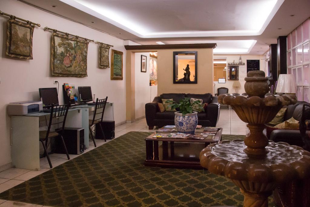 Hotel Rincon Real Suites Durango Extérieur photo
