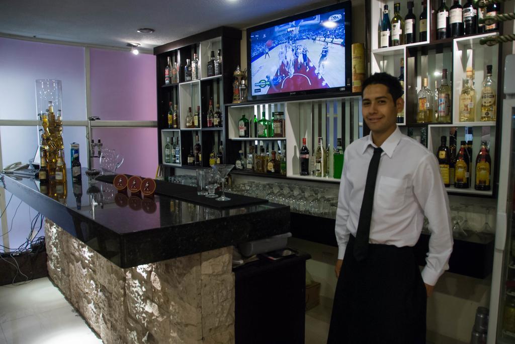 Hotel Rincon Real Suites Durango Extérieur photo