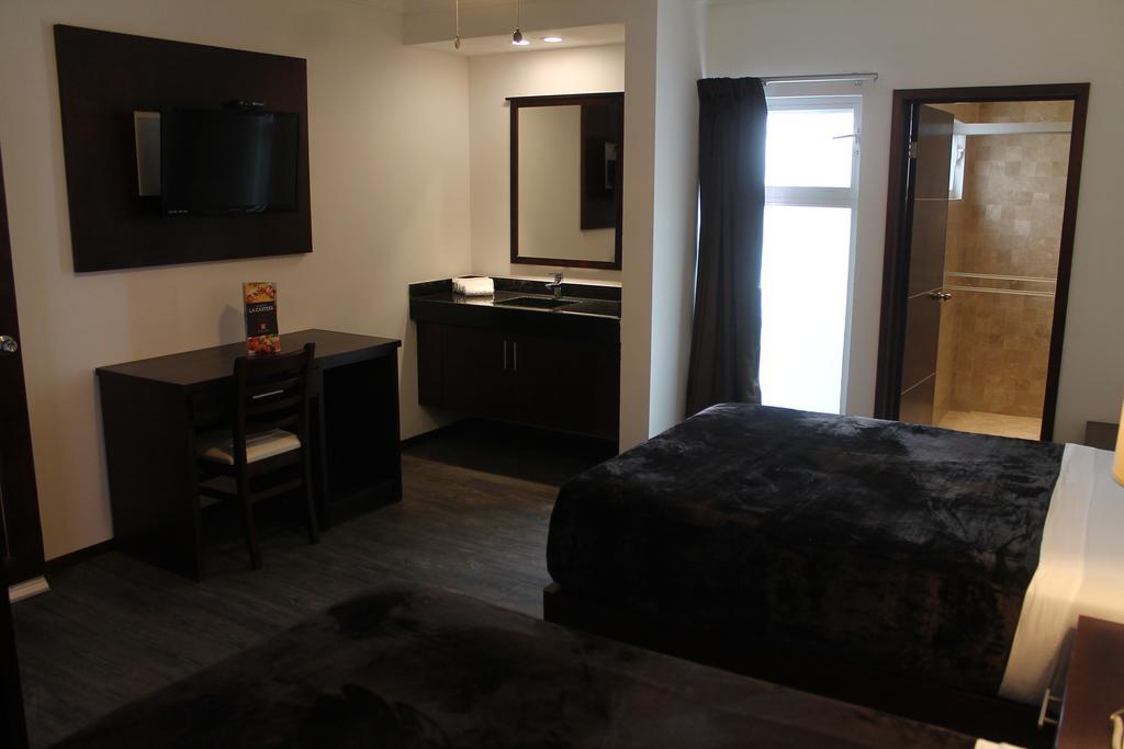 Hotel Rincon Real Suites Durango Extérieur photo